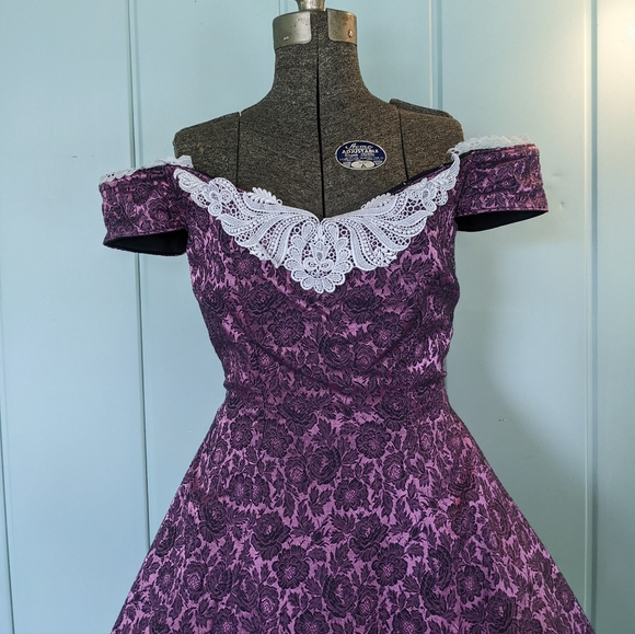 Vintage Handmade 50s Style Dress - Picture 5 of 11